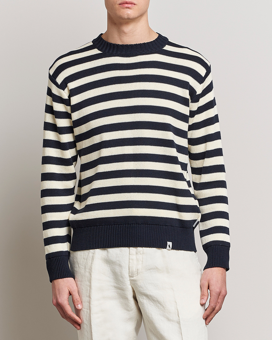Herre | Strikkede trøjer | Peregrine | Richmond Organic Cotton Sweater Navy