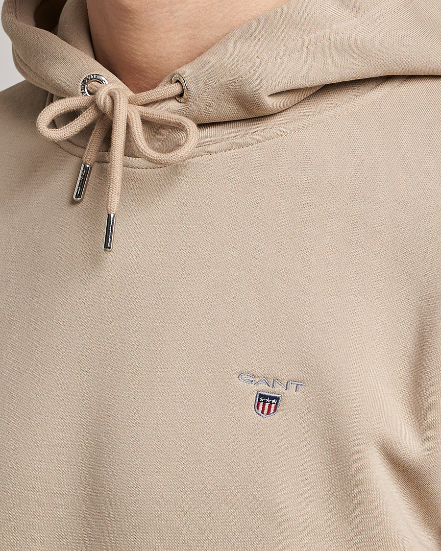 Herre | Trøjer | GANT | Original Shield Logo Hoodie Concrete Beige