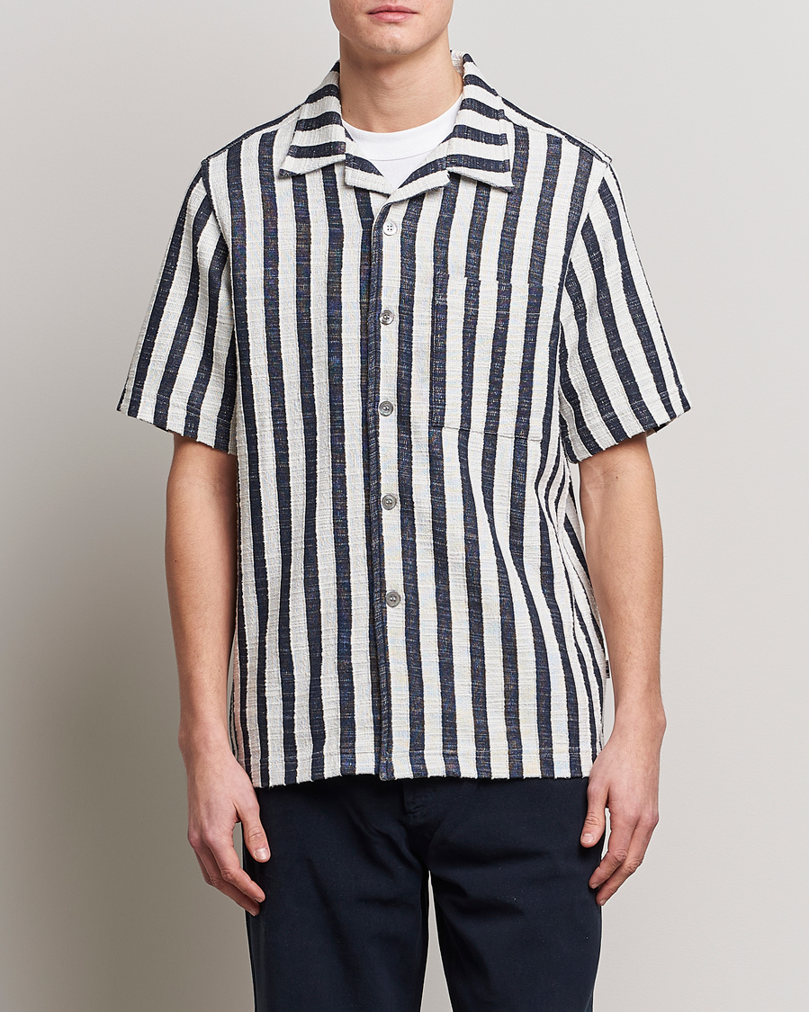 Herre | Kortærmede skjorter | NN07 | Julio Knitted Striped Resort Collar Shirt Navy/Stripe