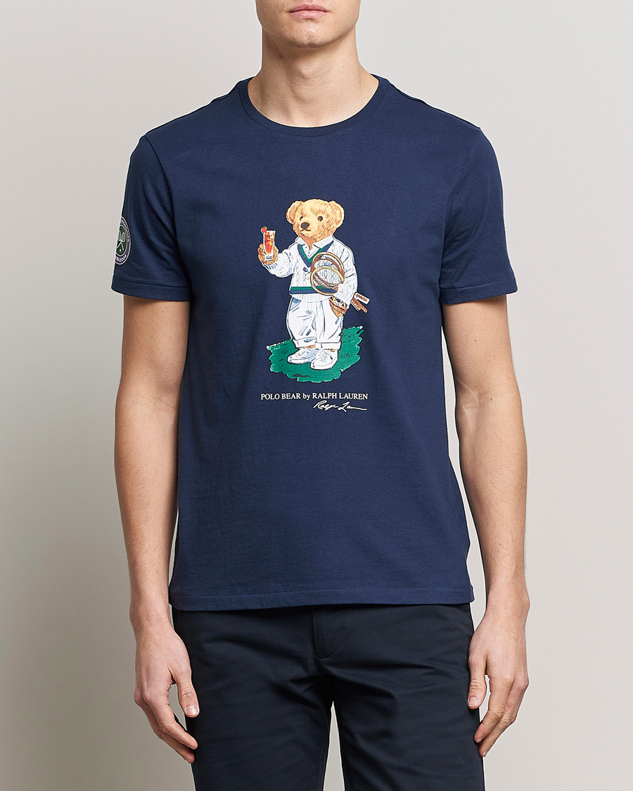 Herre |  | Polo Ralph Lauren | Printed Wimbledon Bear Crew Neck T-Shirt Na