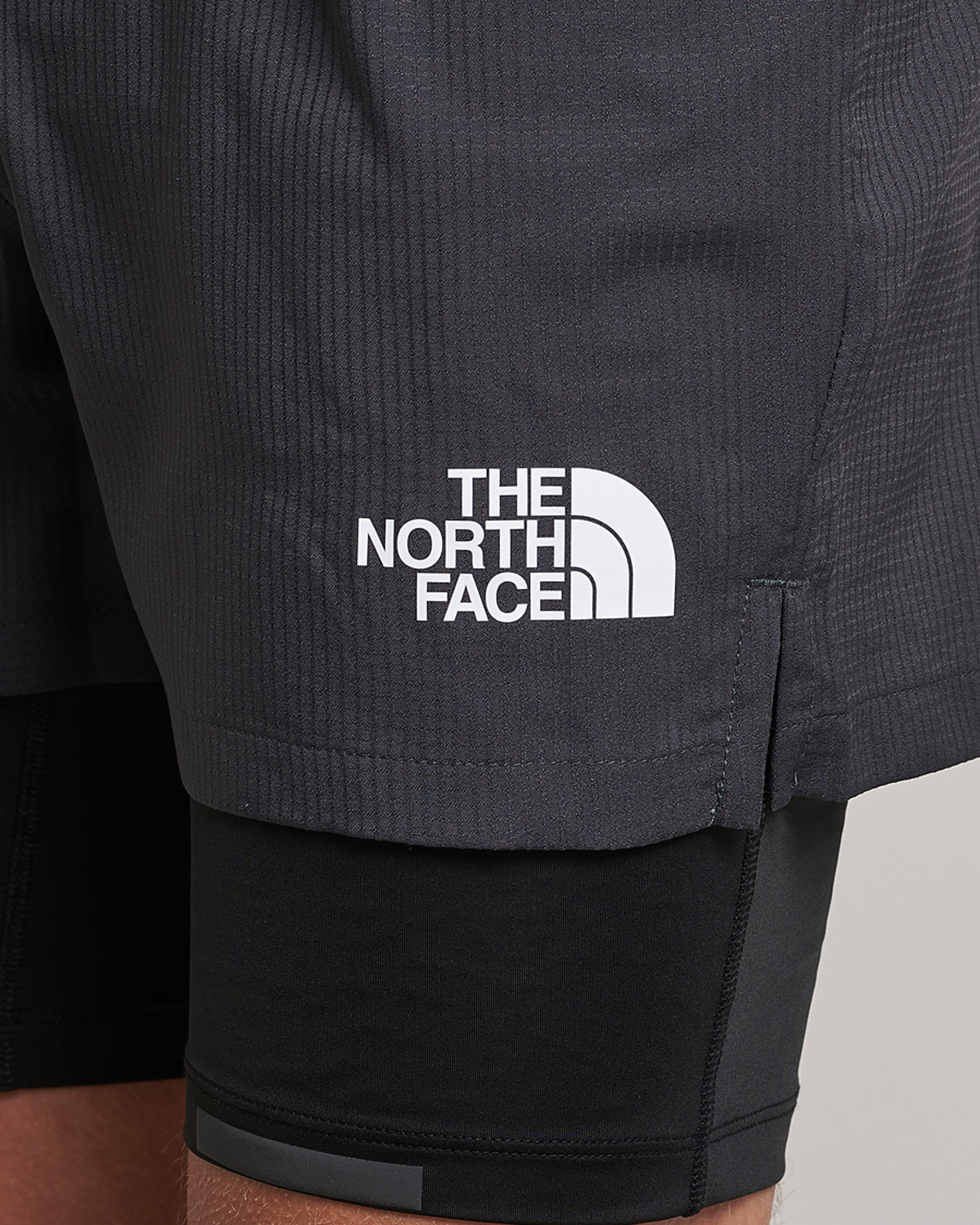 Herre | Shorts | The North Face | Mountain Athletics Dual Shorts Black/Asphalt