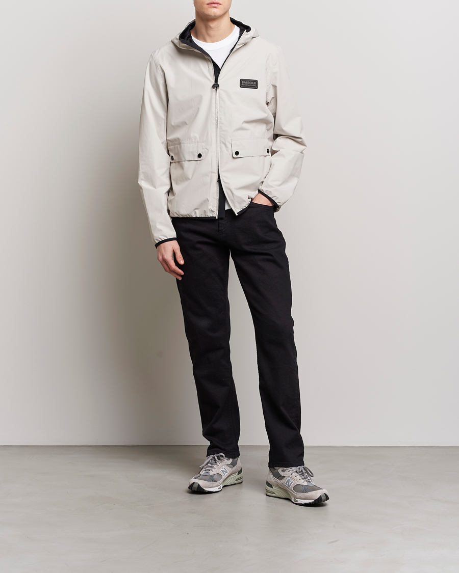 Herre | Jakker | Barbour International | Kenetic Muzzo Waterproof Jacket Stone