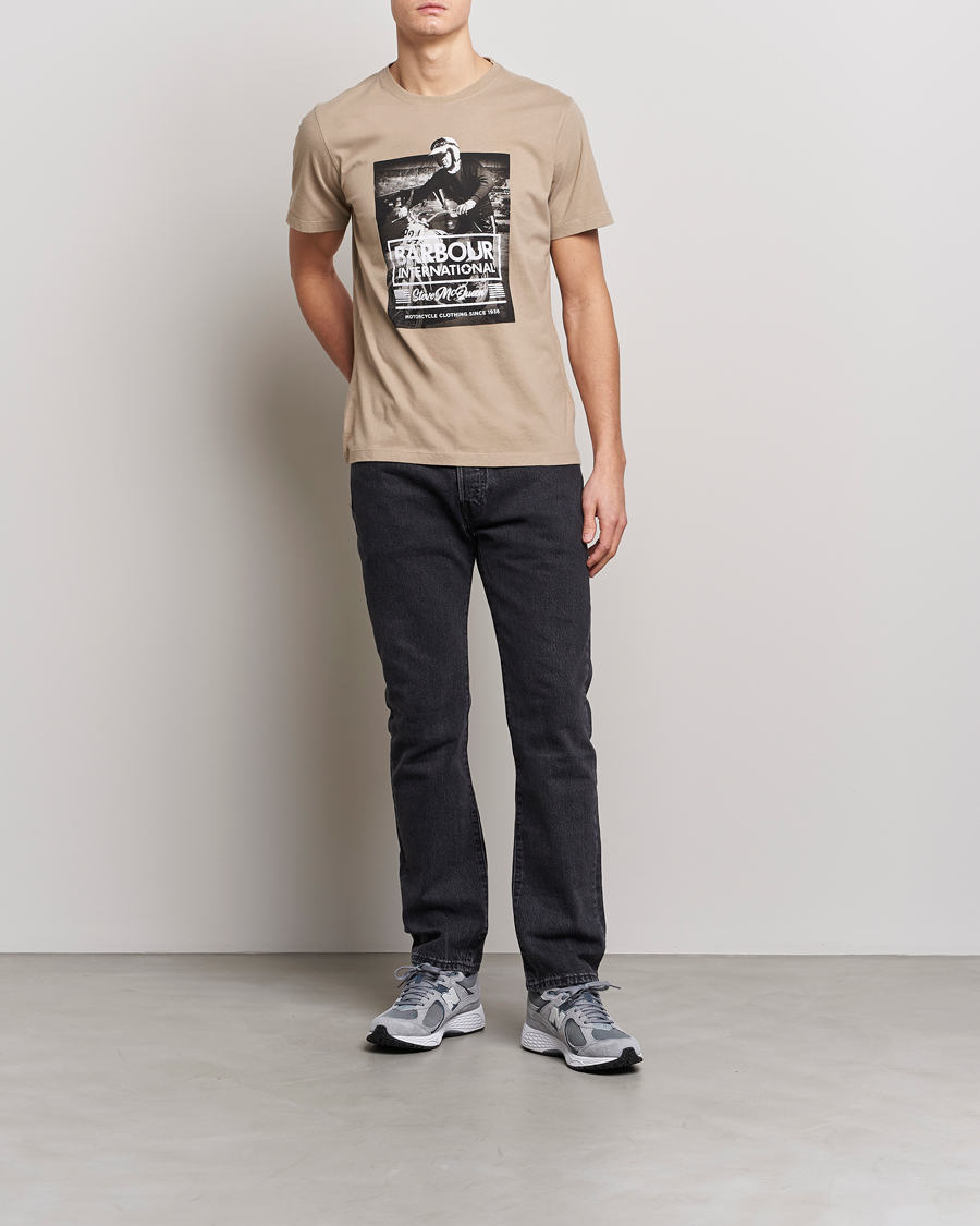 Herre | T-Shirts | Barbour International | Morris Steve McQueen Crew Neck T-Shirt Khaki