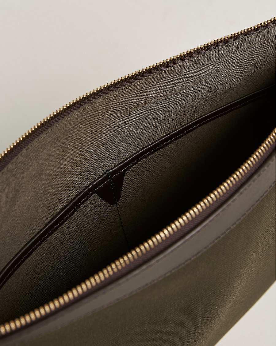 Herre | Mismo M/S Nylon Pouch Large Army/Dark Brown | Mismo | M/S Nylon Pouch Large Army/Dark Brown