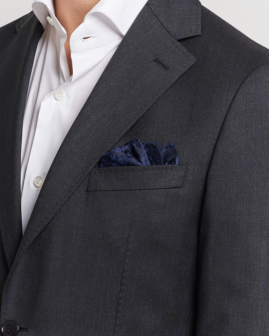 Herre | Business & Beyond | Amanda Christensen | Tonal Paisley Silk Pocket Square Navy