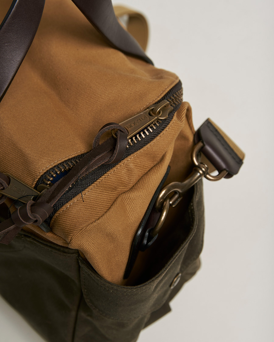 Herre | Filson Heritage Sportsman Bag Tan/Otter Green | Filson | Heritage Sportsman Bag Tan/Otter Green