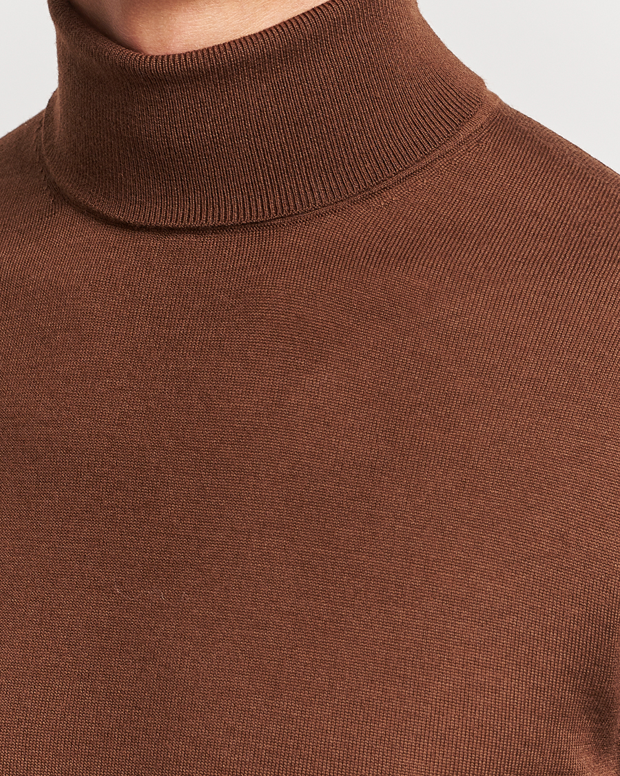 Herre | Trøjer | Tiger of Sweden | Nevile Extra Fine Merino Polo Golden Copper