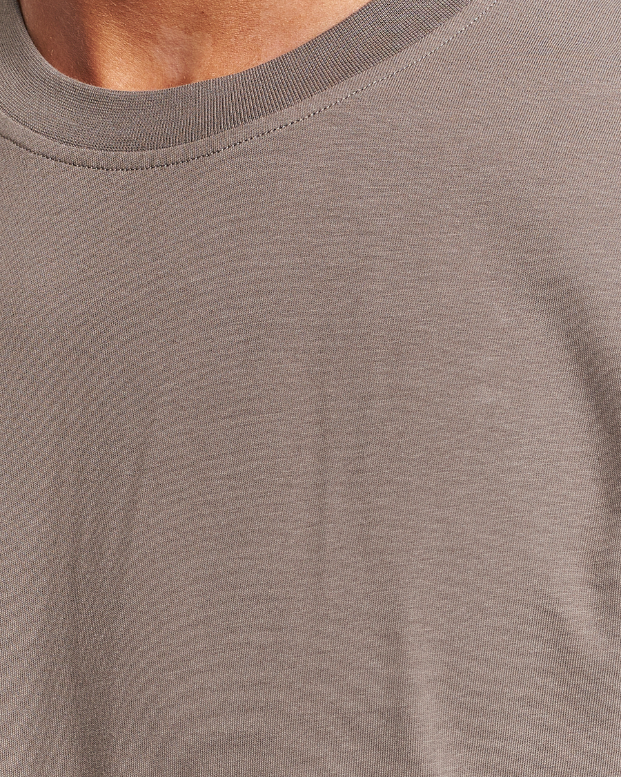 Herre | T-Shirts | Tiger of Sweden | Dillan Crew Neck T-Shirt Dark Stone