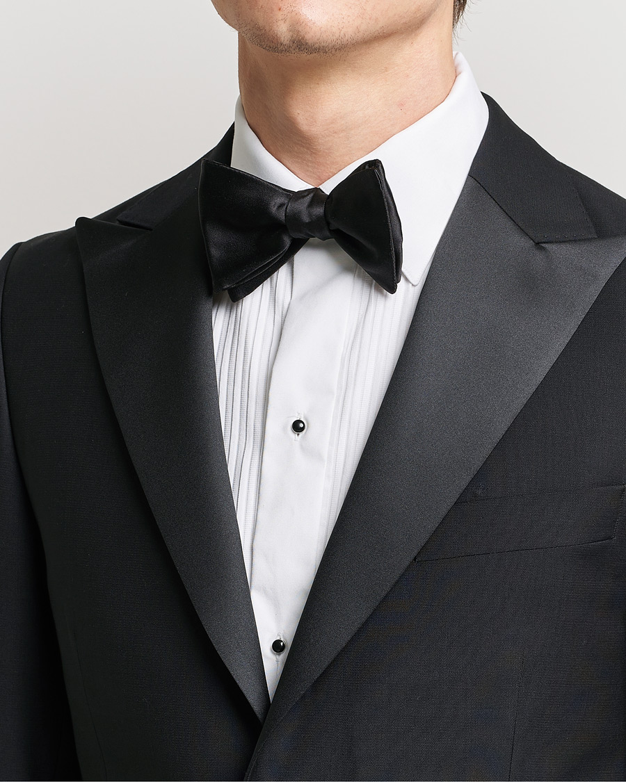 Herre | Eton Pre-Tied Silk Bow Tie Black | Eton | Pre-Tied Silk Bow Tie Black