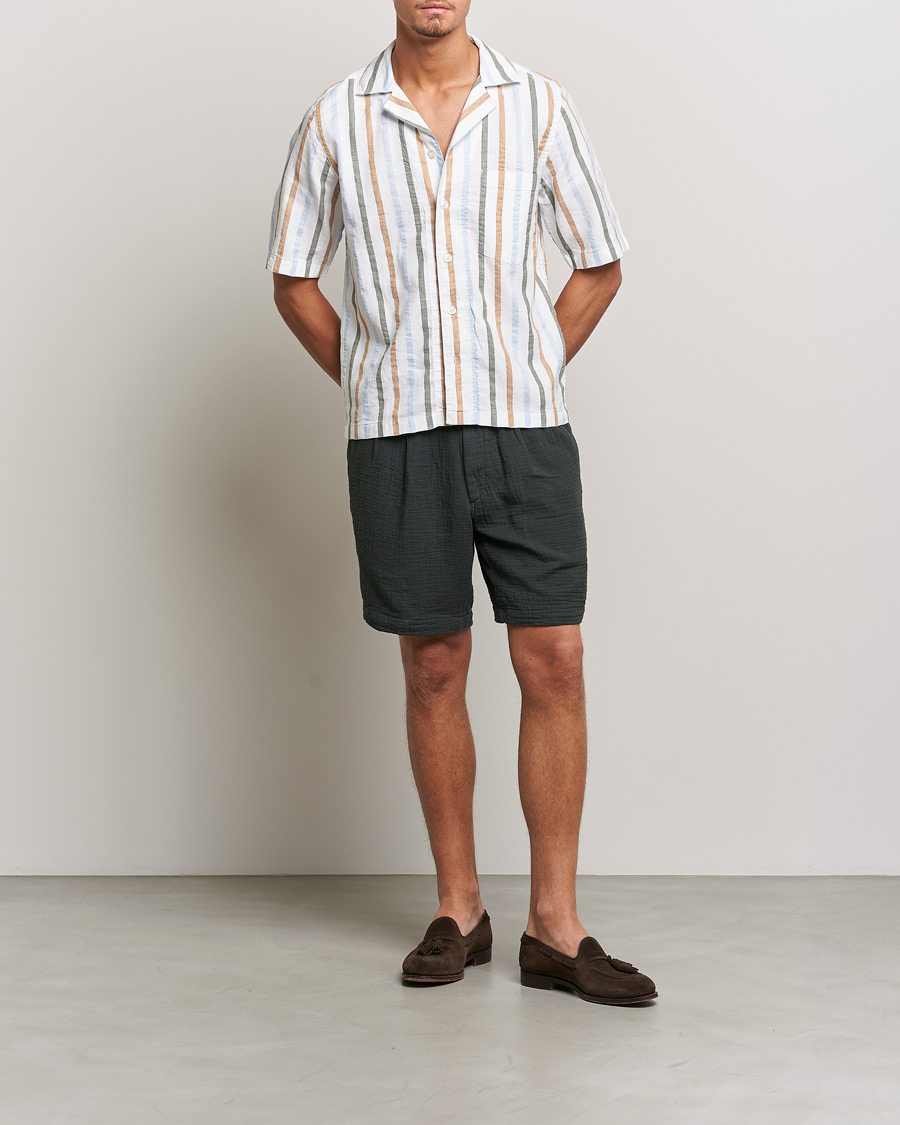Herre | Shorts | Oscar Jacobson | Tanker Pleated Crepe Cotton Shorts Green