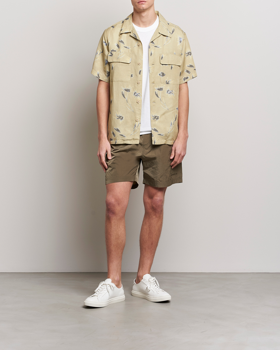 Herre | Skjorter | NN07 | Daniel Short Sleeve Tencel/Linen Printed Shirt Pale Olive