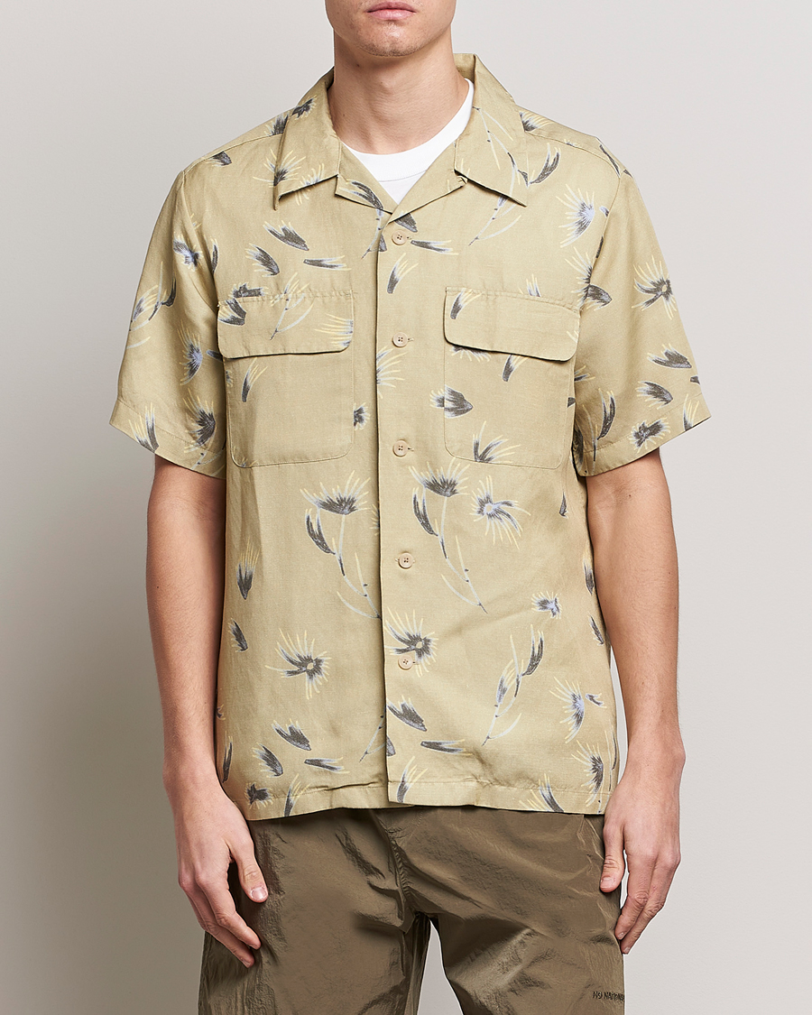 Herre | Skjorter | NN07 | Daniel Short Sleeve Tencel/Linen Printed Shirt Pale Olive