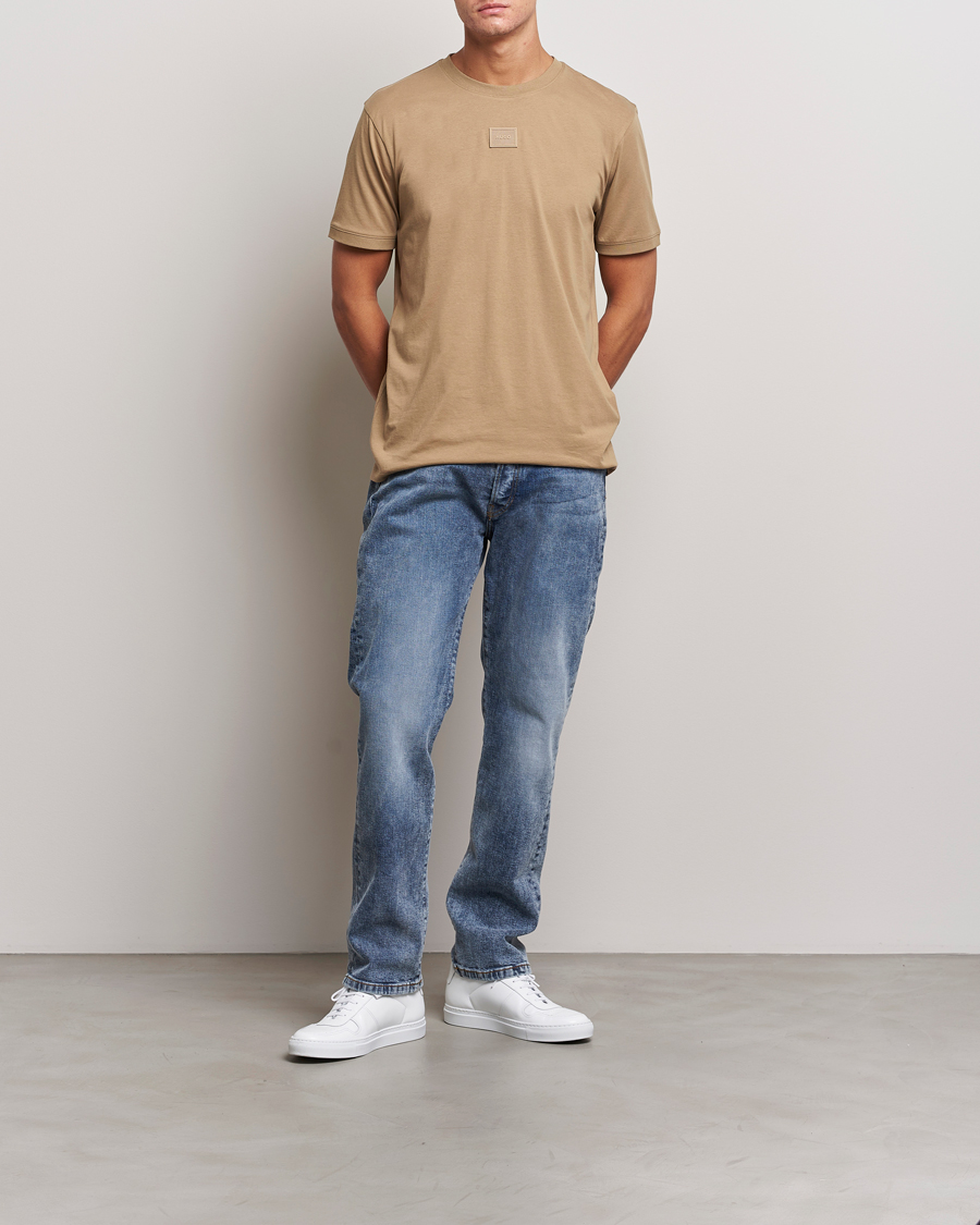 Herre | T-Shirts | HUGO | Diragolino Crew Neck T-Shirt Open Brown