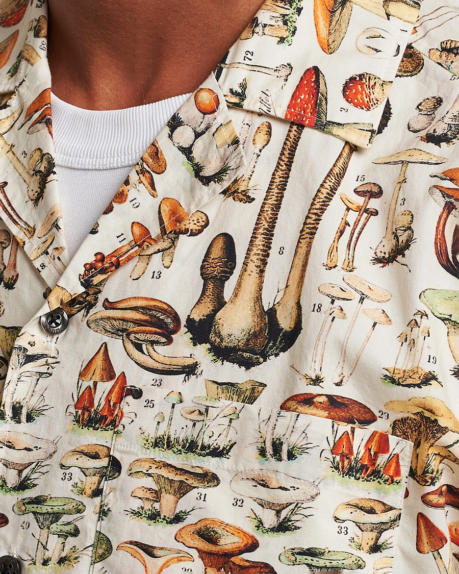 Herre | Skjorter | HUGO | Ellino Mushroom Short Sleeve Shirt Beige Overflow