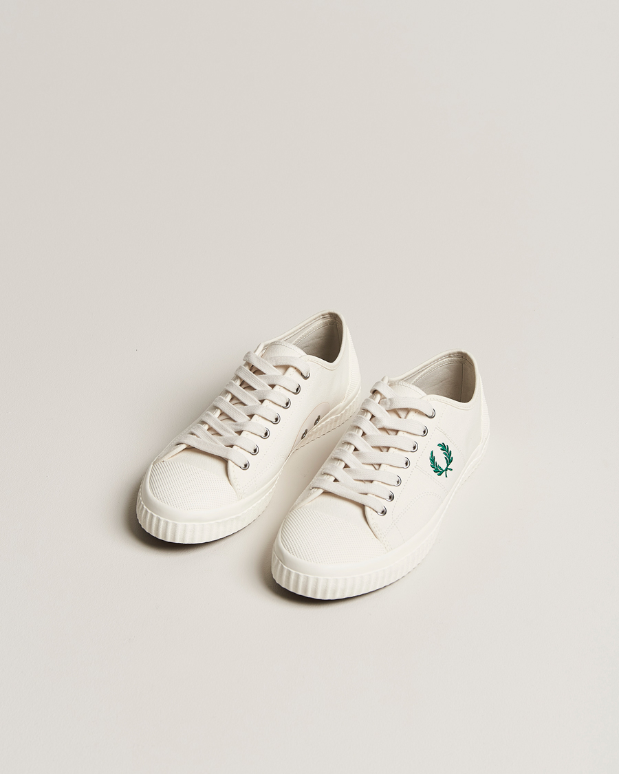 Herre |  | Fred Perry | Huges Low Canvas Sneaker Light Ecru