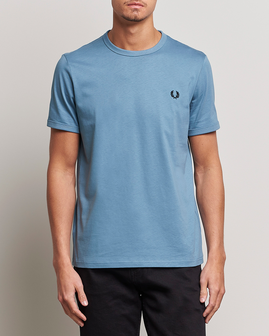 Herre | Best of British | Fred Perry | Ringer Cotton T-Shirt Ash Blue