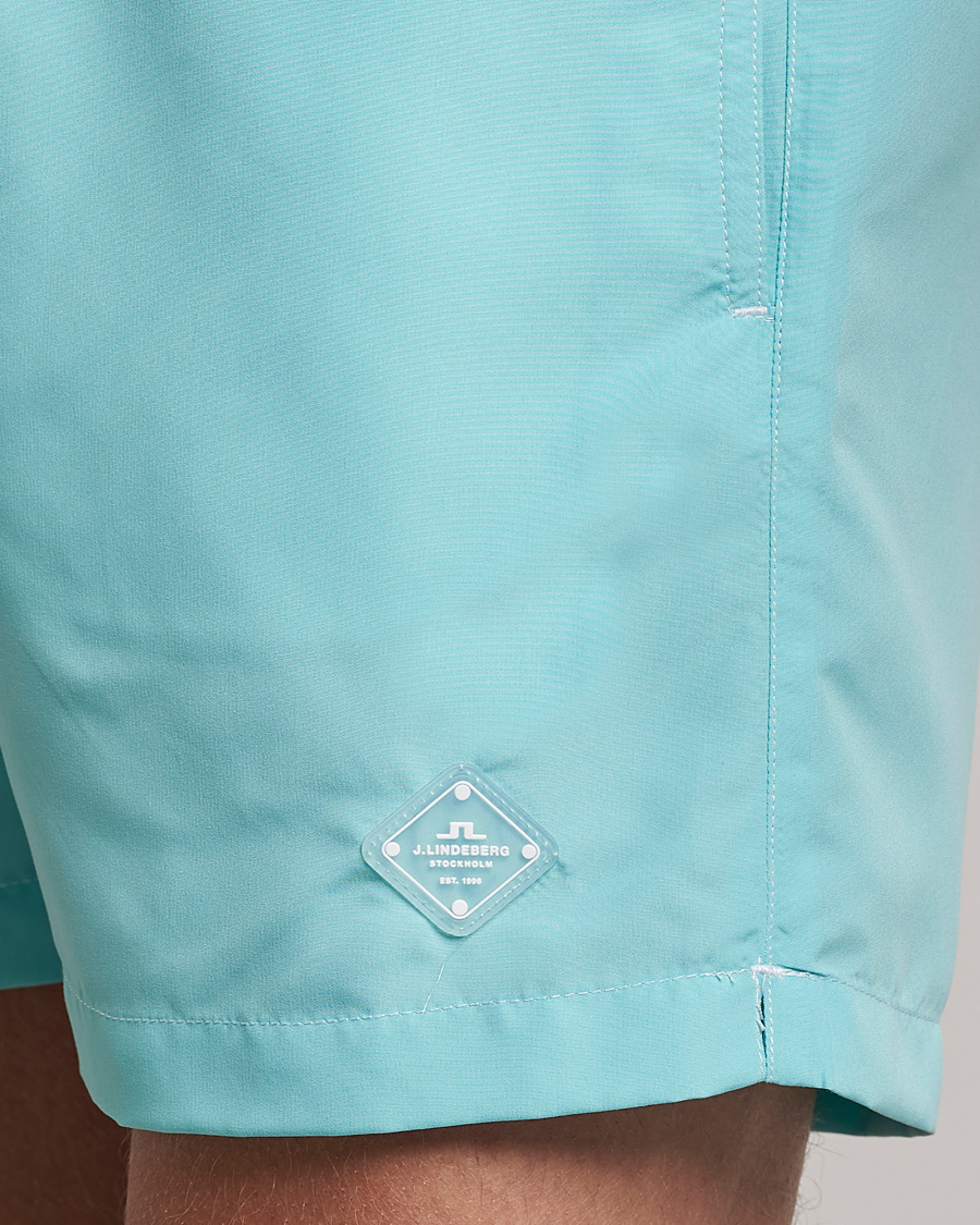 Herre | Badebukser | J.Lindeberg | Banks Solid Swimshorts Aqua Splash