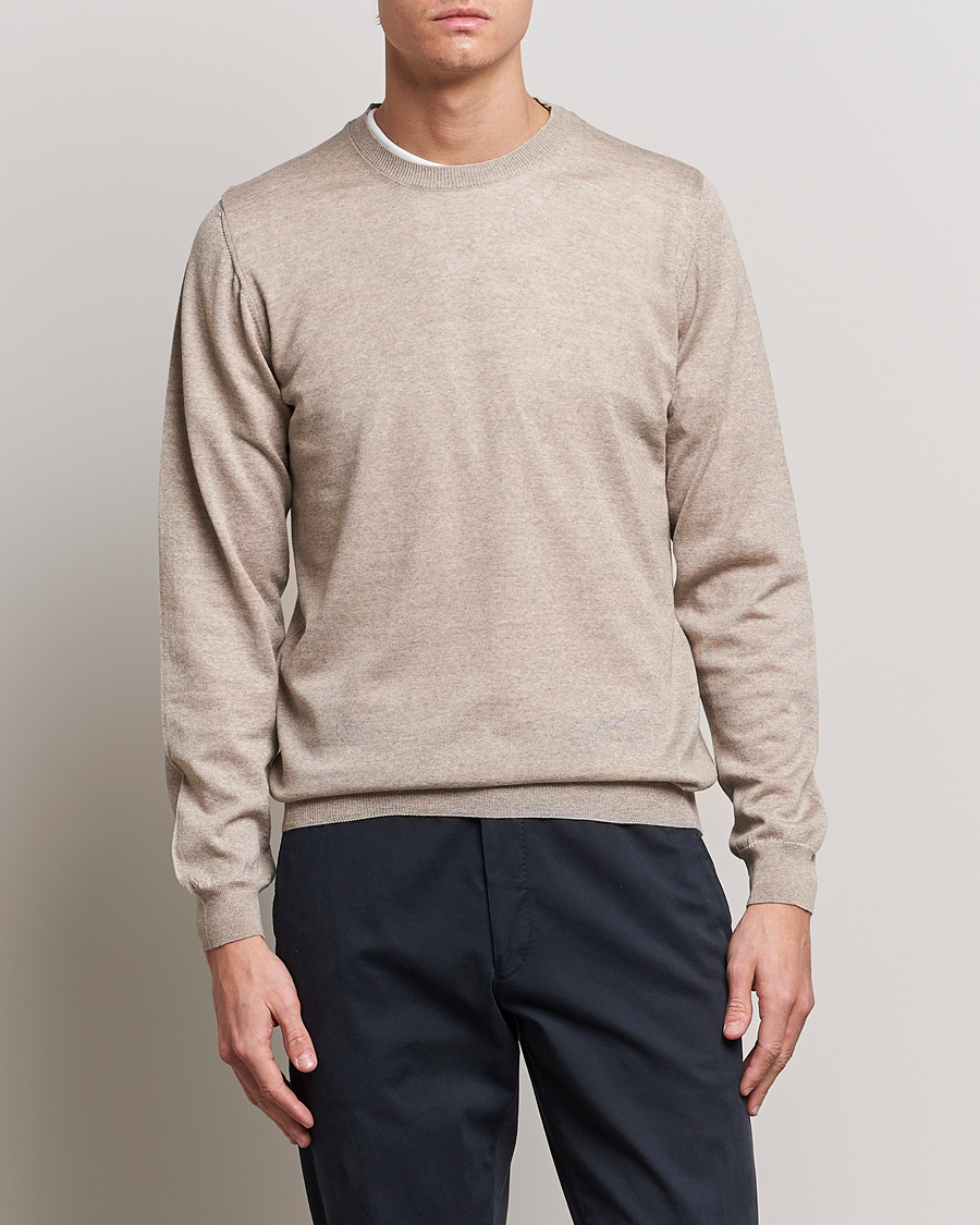 Herre | Pullovers med rund hals | Oscar Jacobson | Custer Merino Wool Roundneck Beige