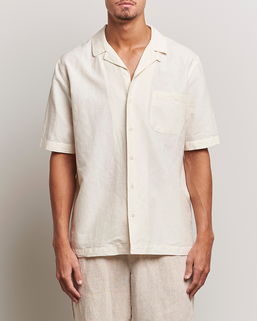 Herre | Kortærmede skjorter | Sunspel | Lightweight Cotton/Linen Resort Shirt Ecru