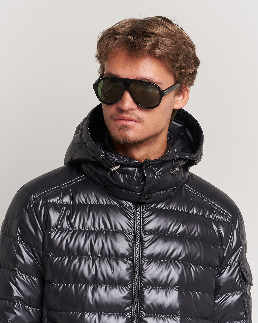 Herre | Moncler Lunettes Caribb Sunglasses Shiny Black/Green | Moncler Lunettes | Caribb Sunglasses Shiny Black/Green