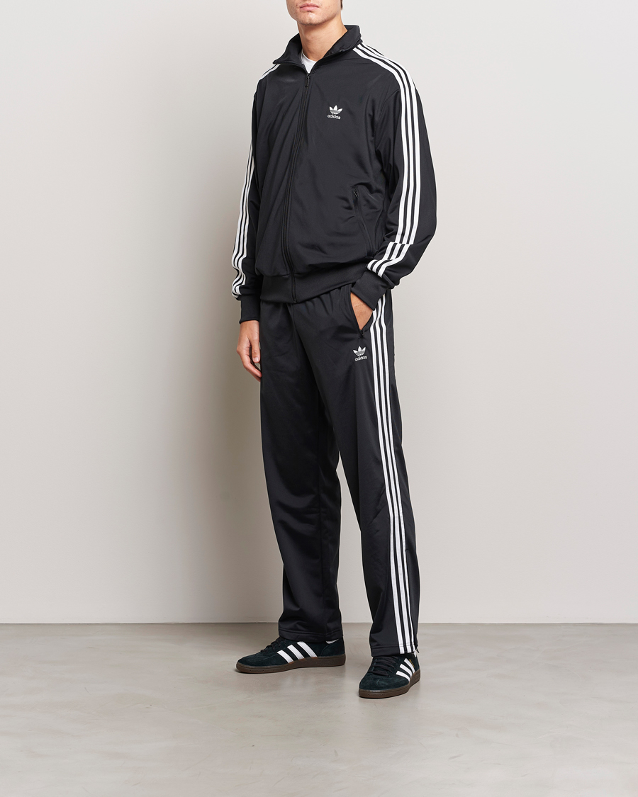 Almindelig Frank Worthley Regeneration adidas Originals Firebird Sweatpants Black - CareOfCarl.dk