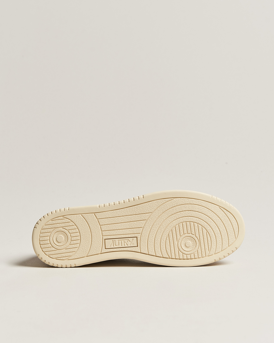 Herre | Autry Medalist Low Super Soft Leather Sneaker White/Red | Autry | Medalist Low Super Soft Leather Sneaker White/Red