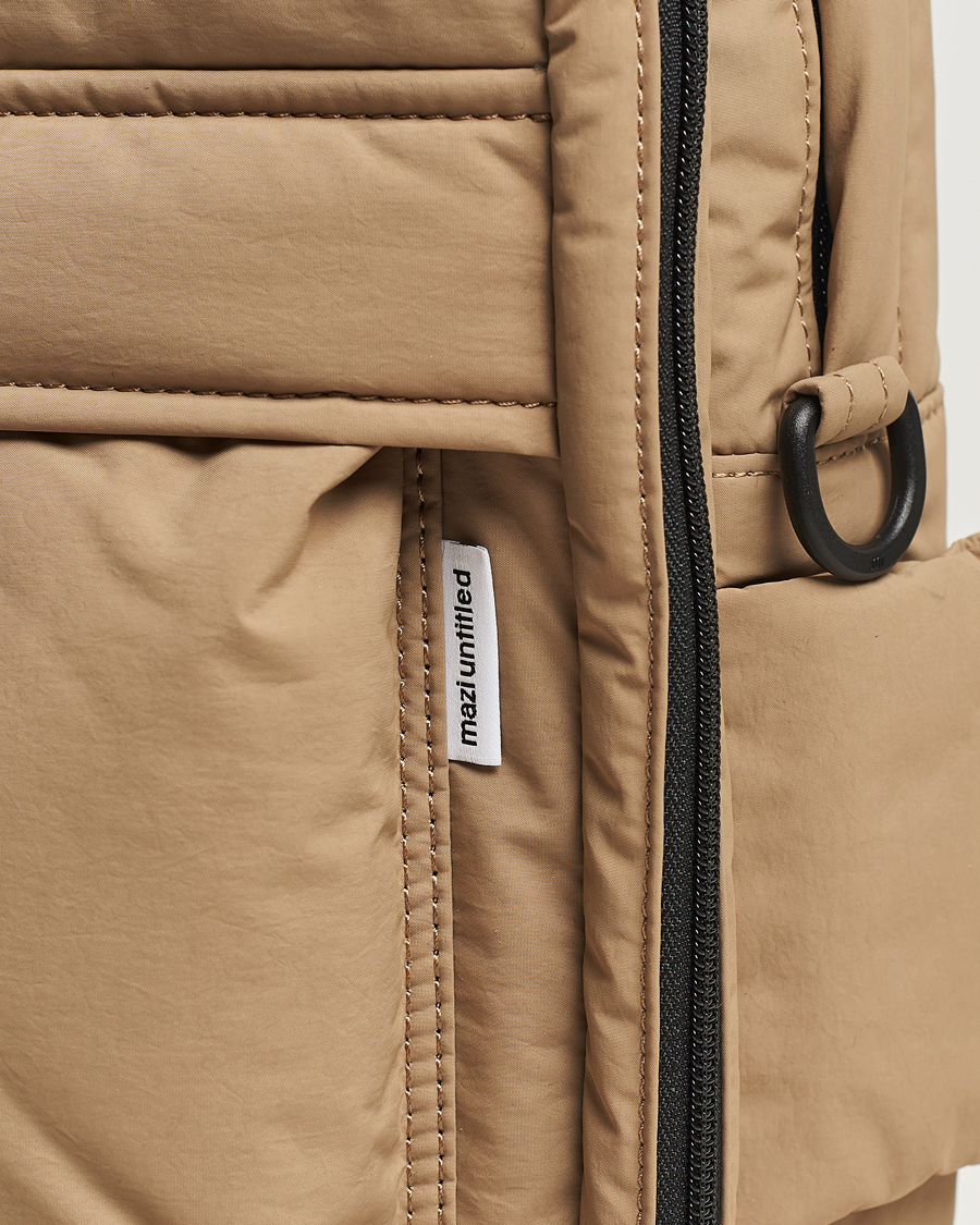 Herre | mazi untitled AM Bag 02 Nylon Briefcase Beige | mazi untitled | AM Bag 02 Nylon Briefcase Beige