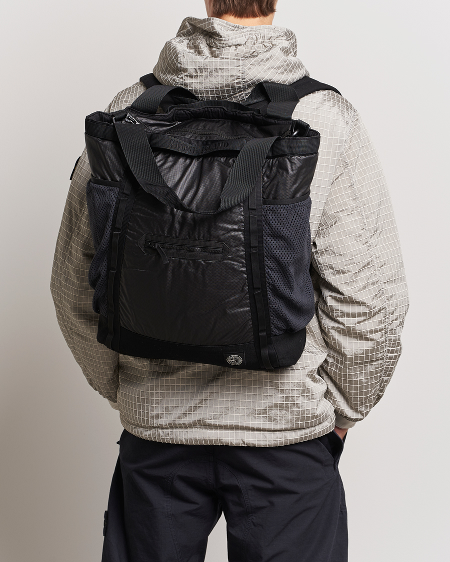 Herre | Nye produktbilleder | Stone Island | Garment Dyed Mussola Gommata Canvas Big Tote Black