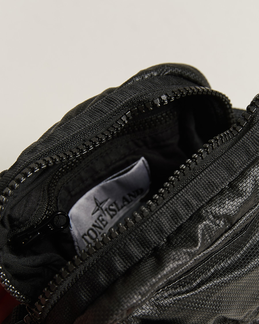Herre | Stone Island Garment Dyed Mussola Gommata Canvas Shoulder Bag Black | Stone Island | Garment Dyed Mussola Gommata Canvas Shoulder Bag Black