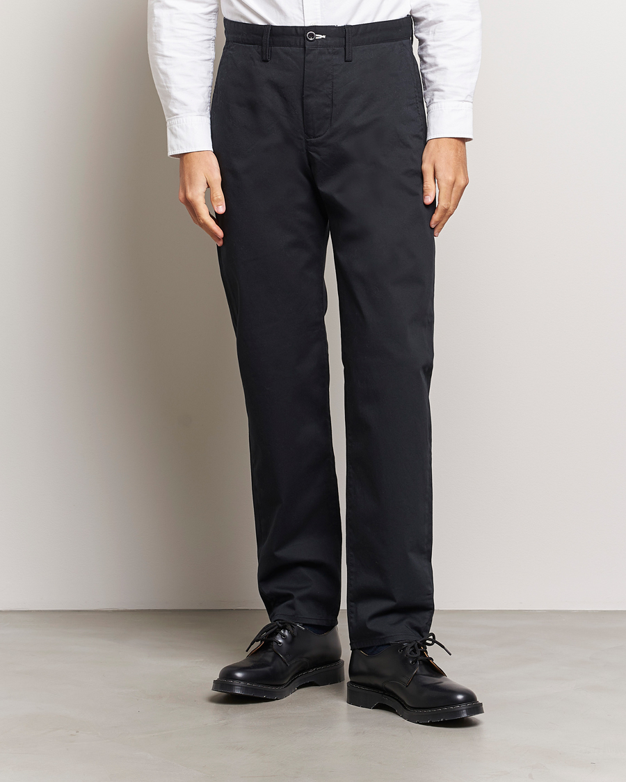 Herre | Afdelinger | GANT | Regular Fit Twill Chino Black