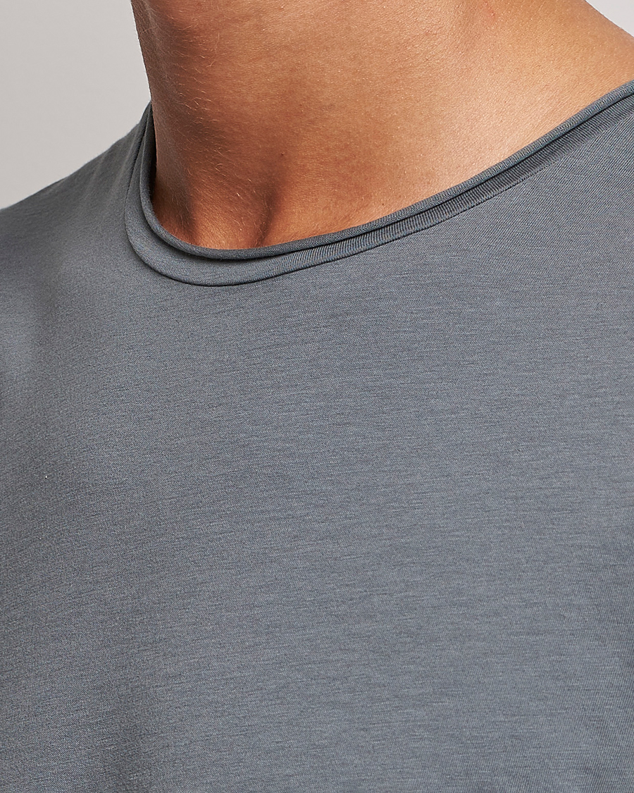 Herre | T-Shirts | Filippa K | Roll Neck T-Shirt Smoke Green