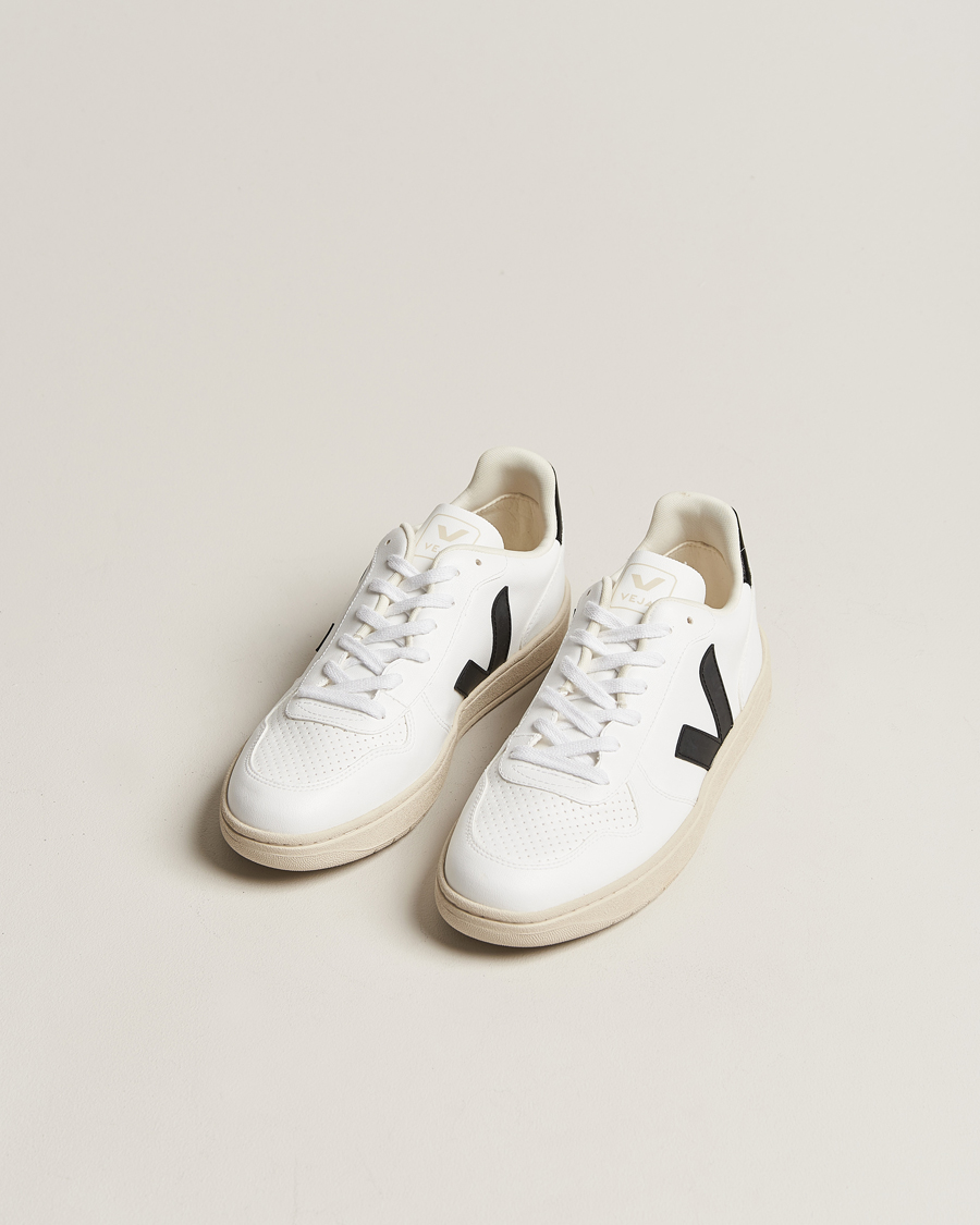 Herre | Hvide sneakers | Veja | V-10 Vegan Leather Sneaker White/Black