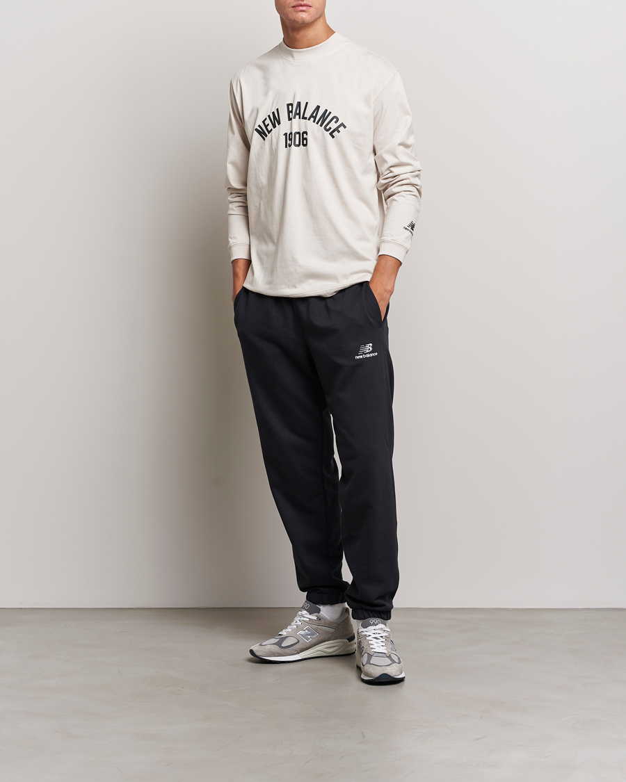 Herre | T-Shirts | New Balance | Varsity Sweatshirt Medium Grey