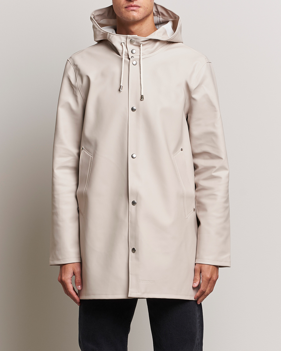 Herre | Forårsjakker | Stutterheim | Stockholm Raincoat Light Sand