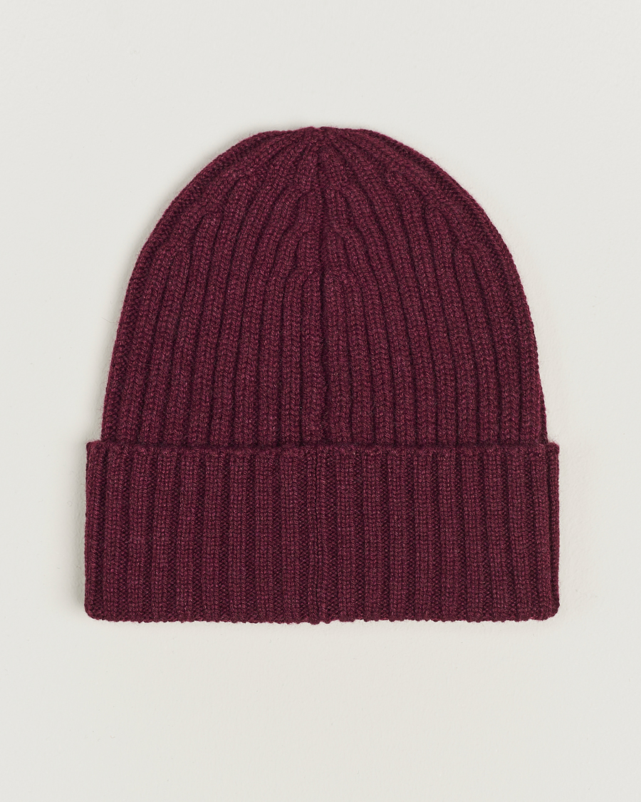 Herre | Piacenza Cashmere Ribbed Cashmere Beanie Burgundy | Piacenza Cashmere | Ribbed Cashmere Beanie Burgundy