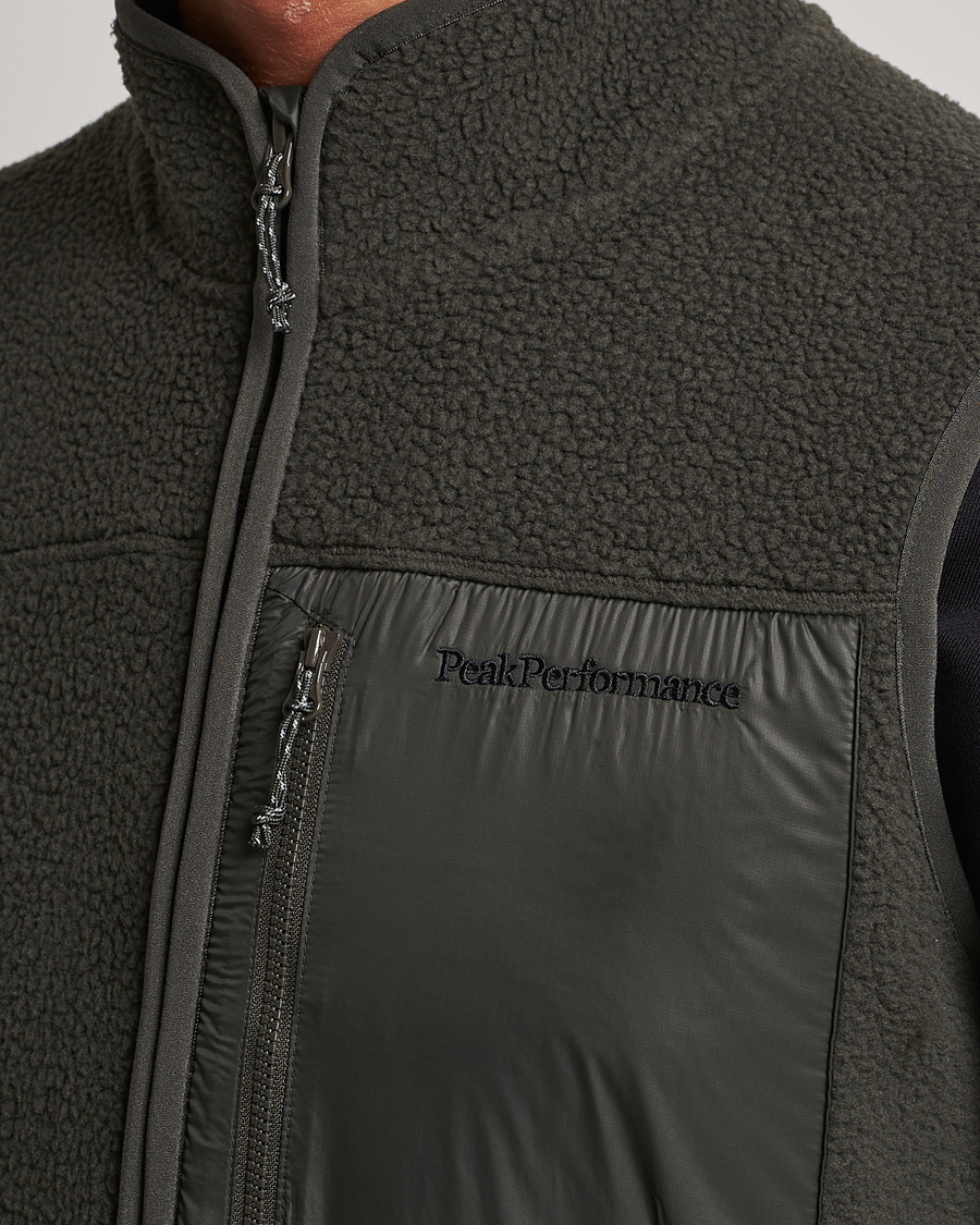 Herre | Veste | Peak Performance | Pile Vest Olive Extreme