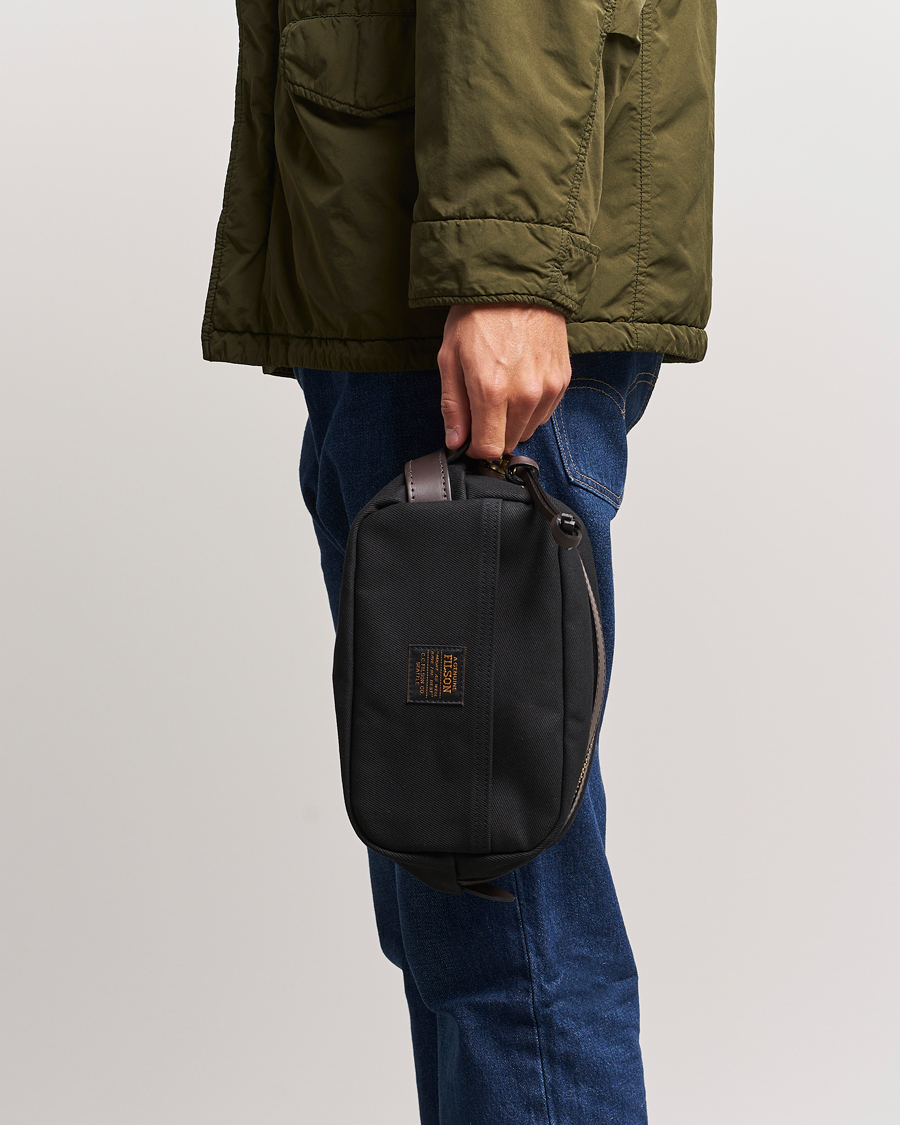 Styring Displacement Retfærdighed Filson Rugged Twill Travel Pack Black - CareOfCarl.dk