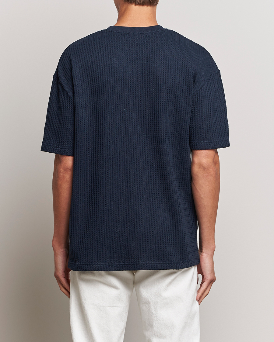 Herre | T-Shirts | Samsøe Samsøe | Samsøe & Samsøe Dino Waffle Knitted Crew Neck T-Shirt Salute Navy