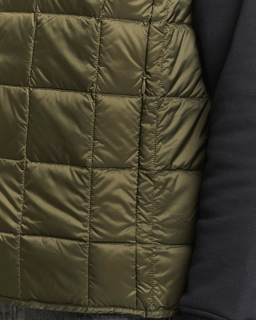 Herre | Jakker | TAION | V-Neck Lightweight Down Vest Dark Olive