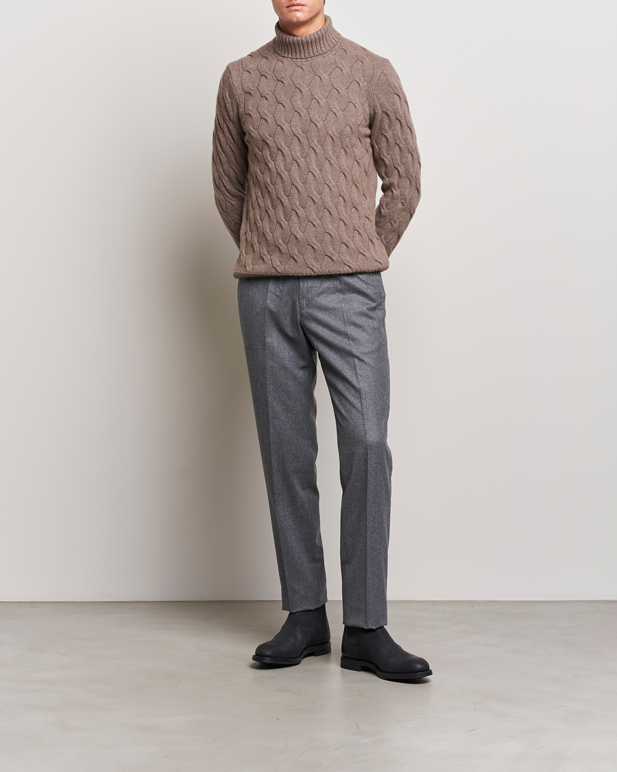 Herre | Trøjer | Oscar Jacobson | Seth Heavy Knitted Wool/Cashmere Cable Rollneck Brown