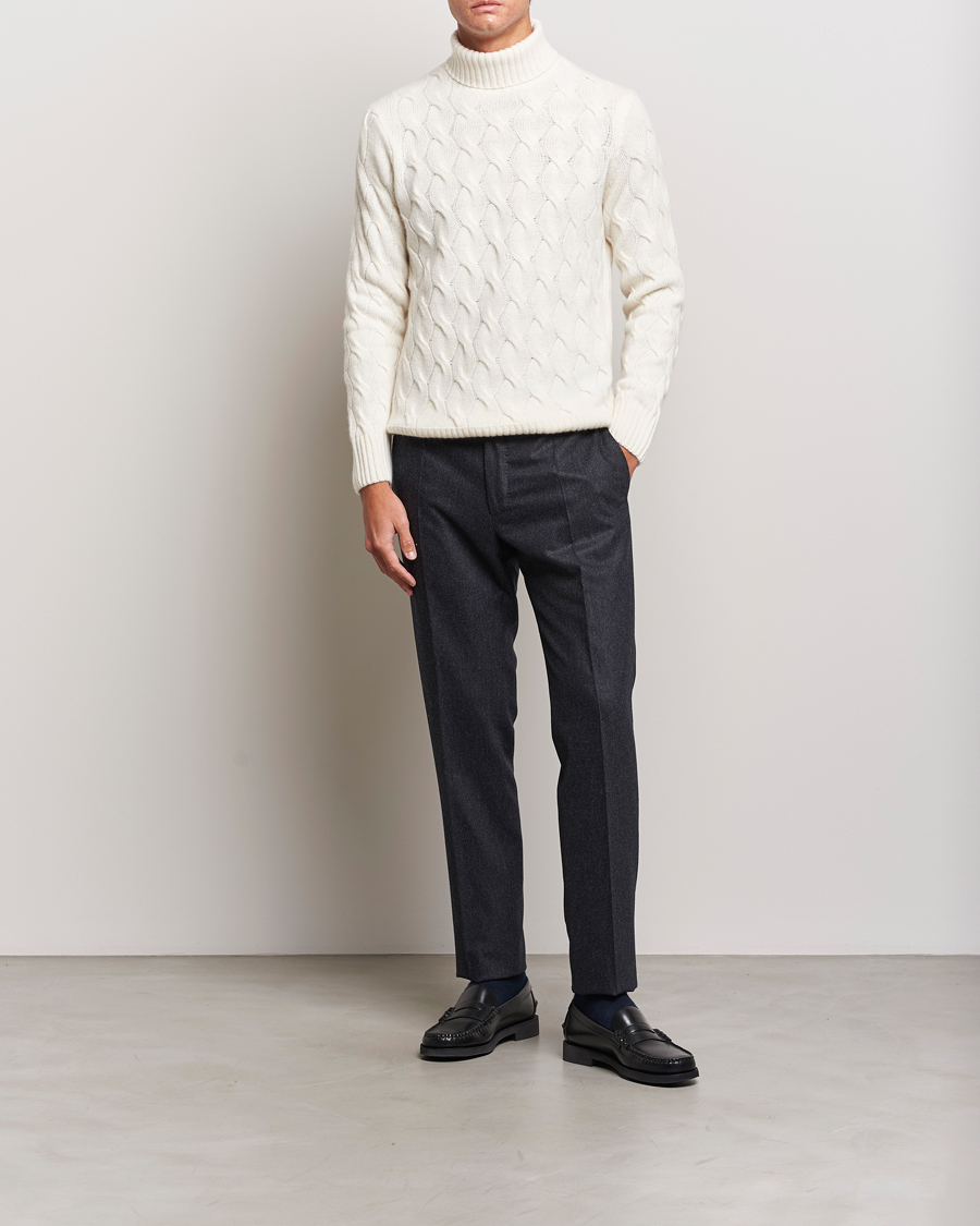 Herre | Trøjer | Oscar Jacobson | Seth Heavy Knitted Wool/Cashmere Cable Rollneck White