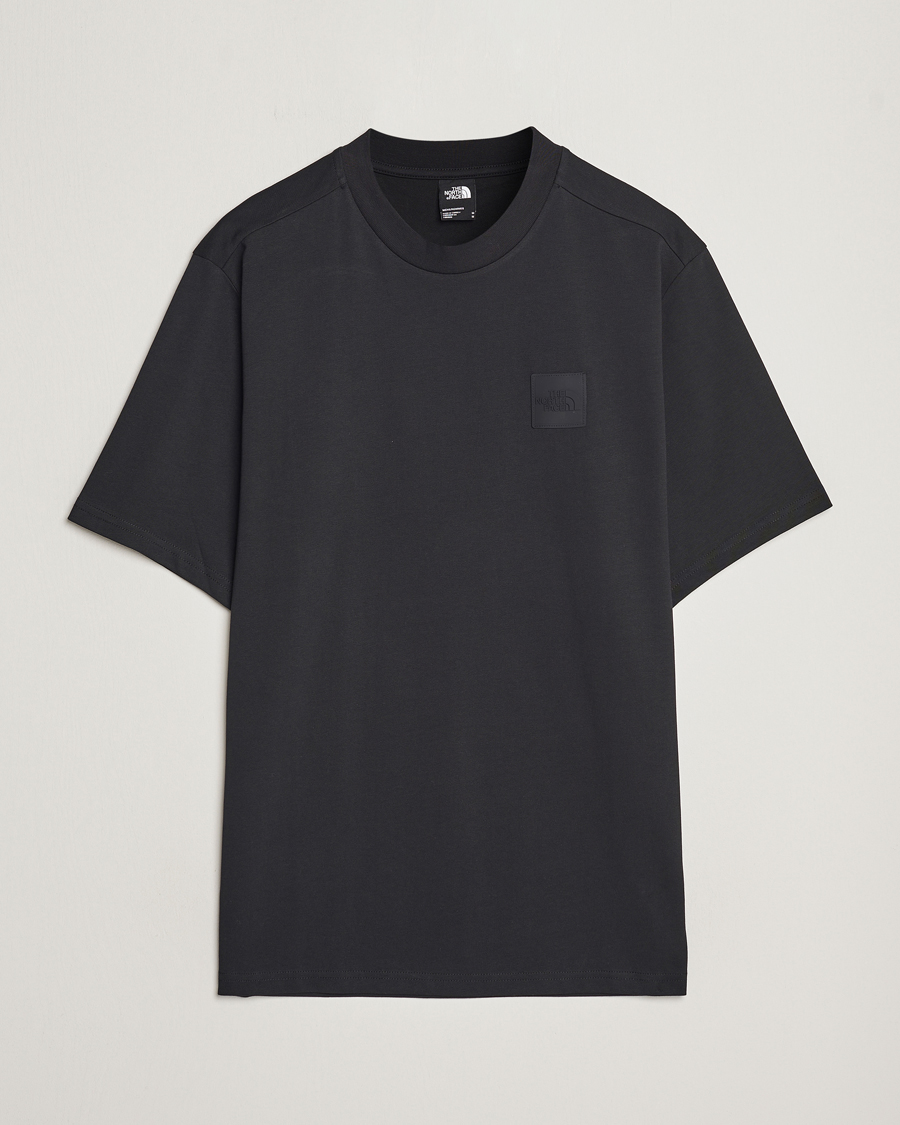 Herre | T-Shirts | The North Face | NSE Patch Tee Black