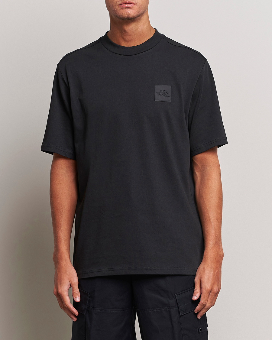 Herre | T-Shirts | The North Face | NSE Patch Tee Black