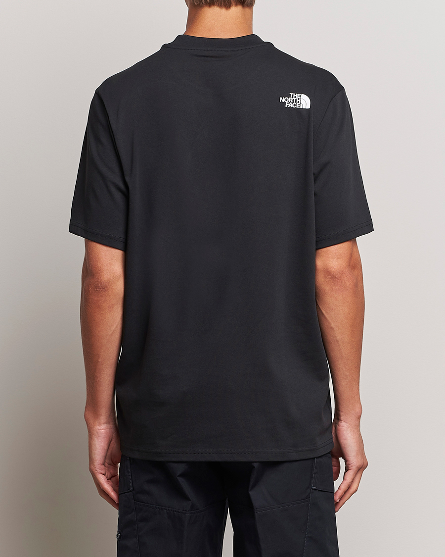 Herre | T-Shirts | The North Face | NSE Patch Tee Black