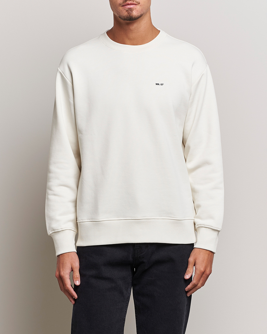 Herre | Business & Beyond | NN07 | Briggs Logo Crew Neck Sweatshirt Off White