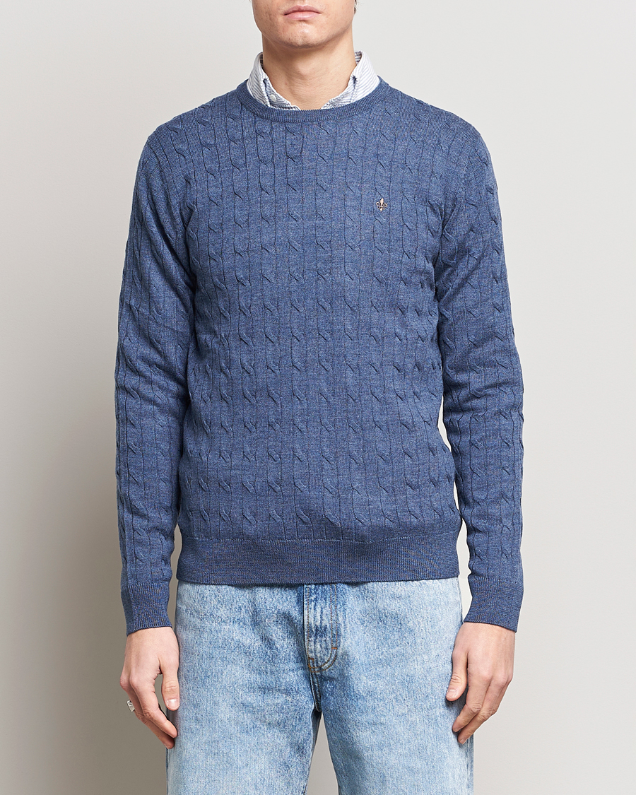 Herre | Trøjer | Morris | Merino Cable Crew Neck Blue