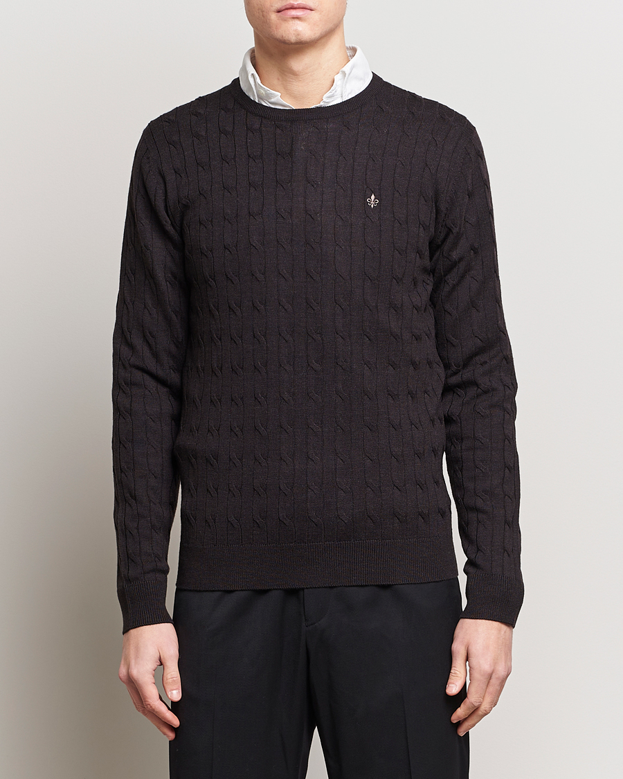 Herre | Pullovers med rund hals | Morris | Merino Cable Crew Neck Brown