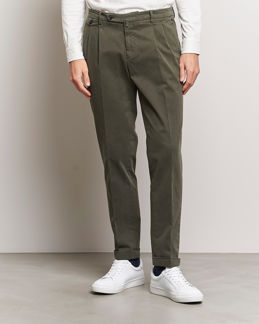 Herre | Bukser | Briglia 1949 | Easy Fit Pleated Cotton Stretch Chino Military