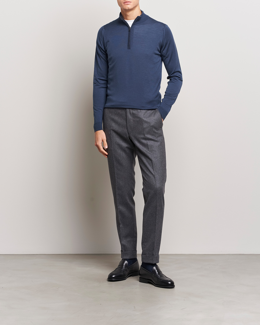 Herre | Trøjer | John Smedley | Barrow Extra Fine Merino Half Zip Smoke Blue