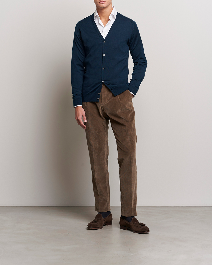 Herre | Trøjer | John Smedley | Petworth Extra Fine Merino Cardigan Orion Green